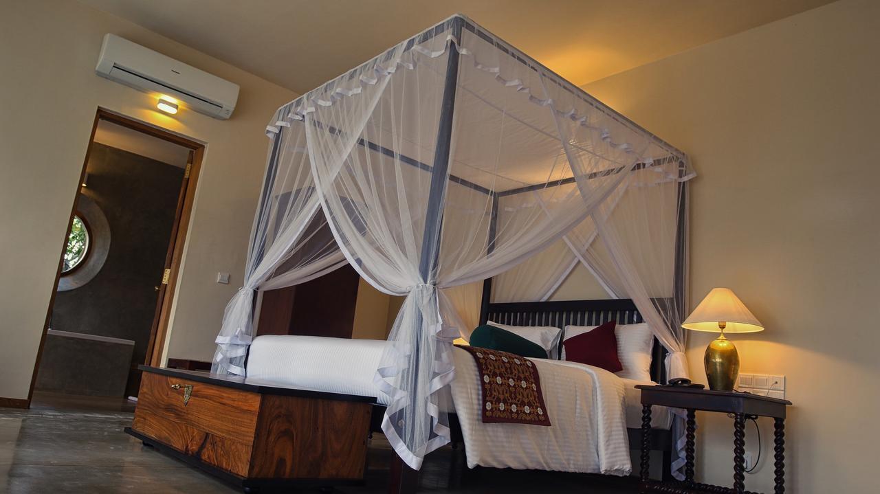 Kings Pavilion Luxury Hotel Kandy Exterior foto