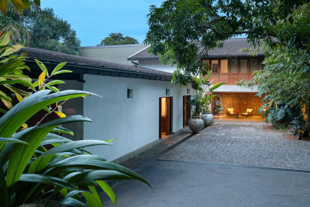 Kings Pavilion Luxury Hotel Kandy Exterior foto
